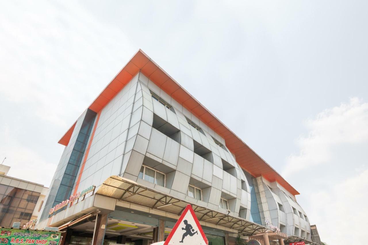 Capital O 14972 Hotel Ekaa Bangalore Dış mekan fotoğraf
